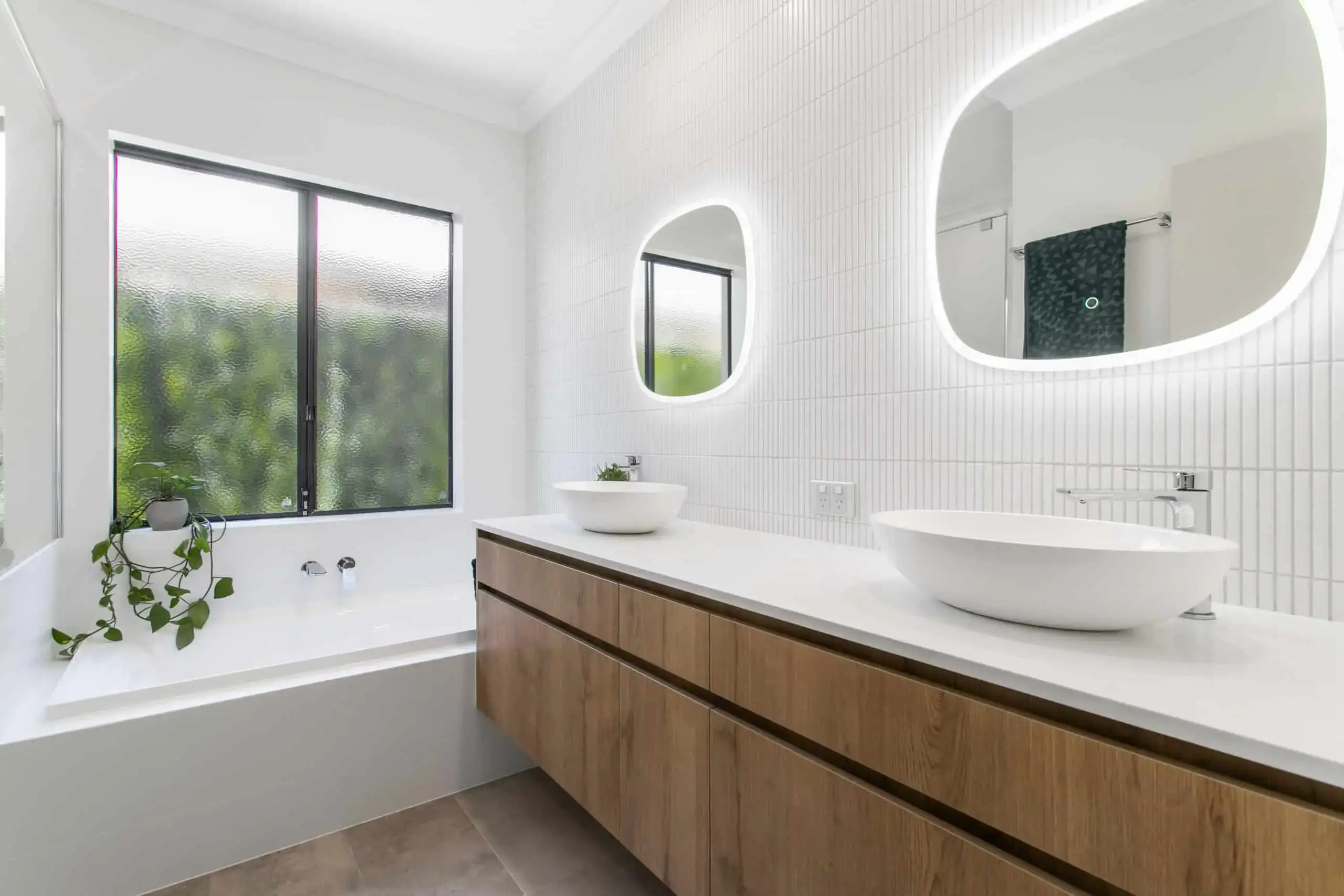 The Role of Bathroom Wrapping in Dubai's High-End Renovation