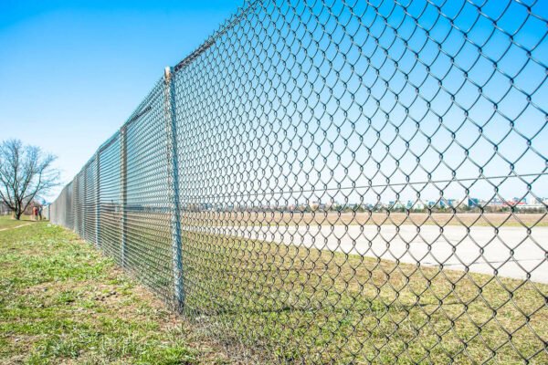 chain link fence supplies