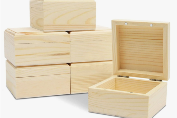 hinged lid boxes