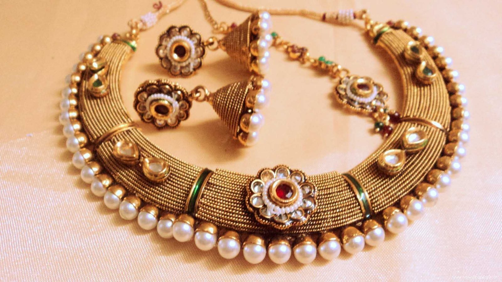 Pakistani Designer Jewelry