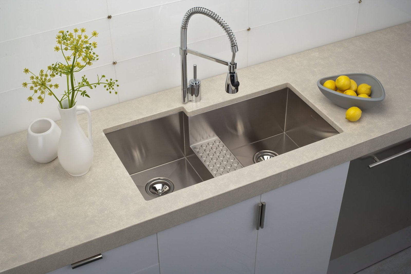 Common Causes of Sink Chips and How to Prevent Them