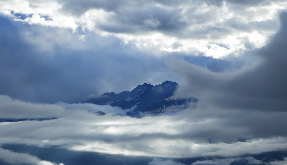 Dayara Bugyal Trek