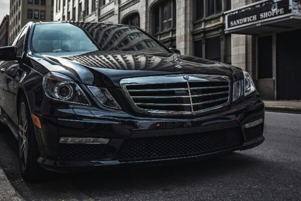 luxury car hire dubai