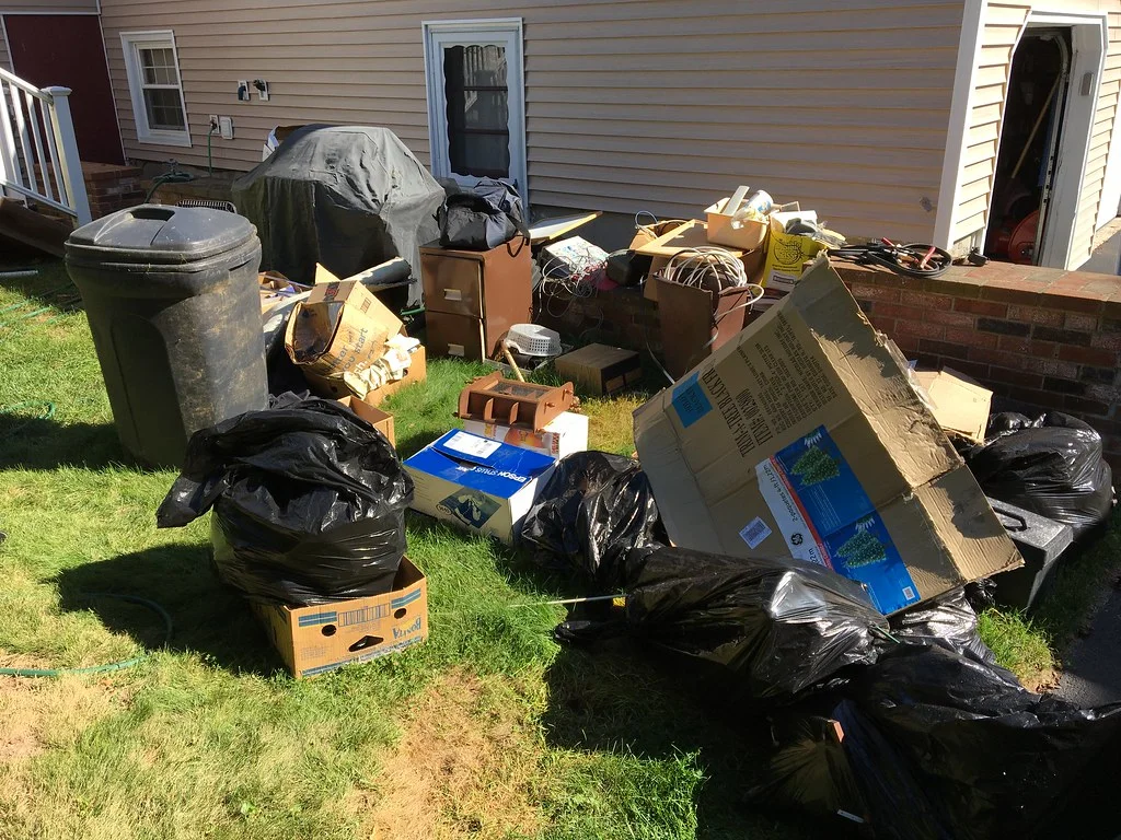 home junk removal in Fresno