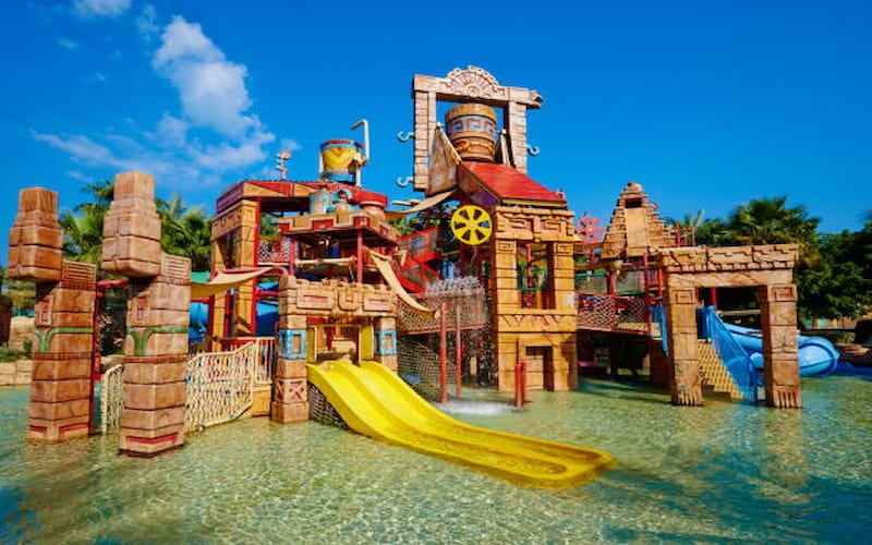 A Complete Guide to Atlantis Aqua venture Waterpark Dubai (1)