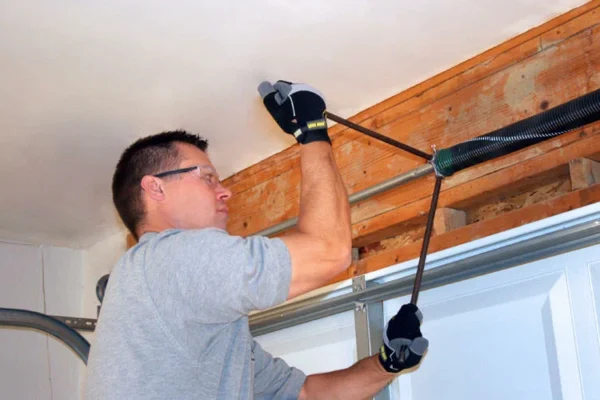 Garage door roller repair services