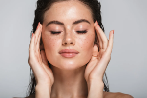 Benefits and Risks of Brow Lift Surgery