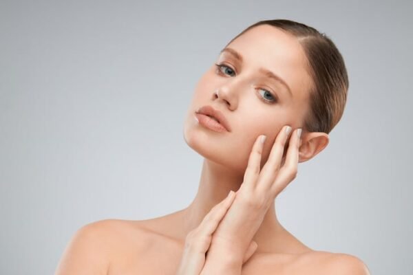 Does the Nefertiti Facial Treatment Reduce Sagging Skin