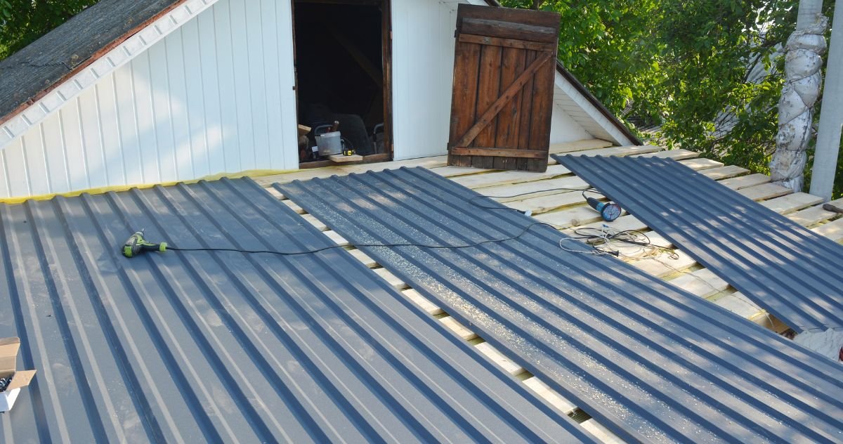 roofer in spring