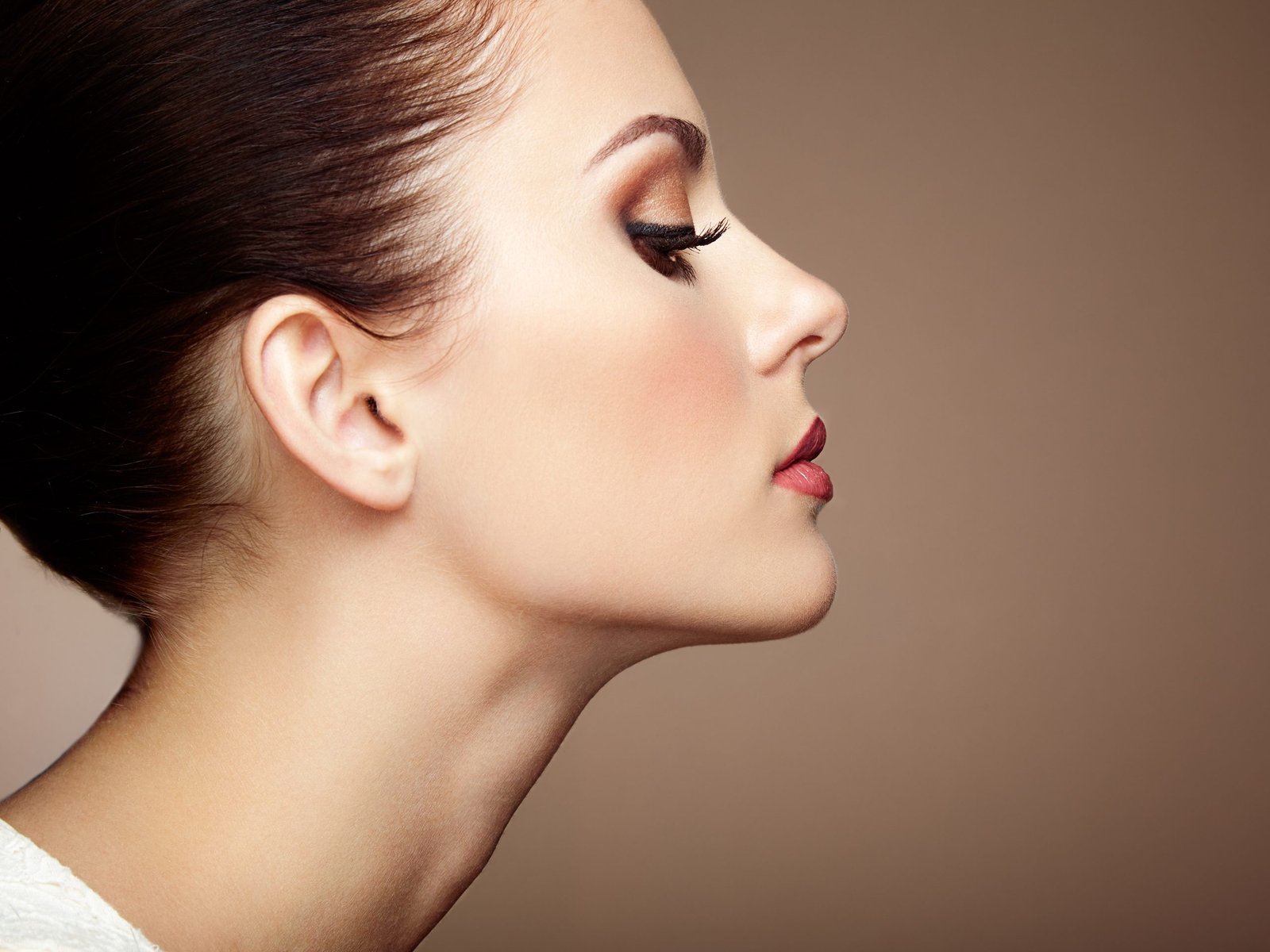 Transform Your Facial Contours with Chin Reduction