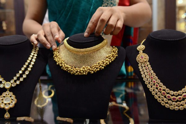 Online Artificial Jewellery Shopping in Pakistan