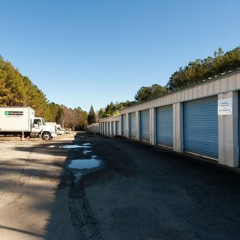 Finding Reliable Box Truck Parking: A Comprehensive Guide